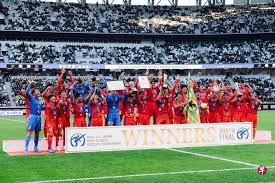 埃迪-豪谈伊萨克：想回到球队训练，你得先证明自己配得上